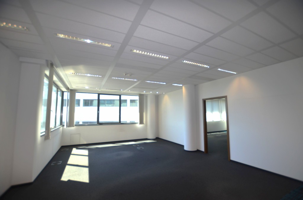 biuro-do-wynajecia-mazowieckie-warszawa-wlochy-uniqa-forum-6689713-9 biuro-do-wynajecia-mazowieckie-warszawa-wlochy-uniqa-forum-6689713-9