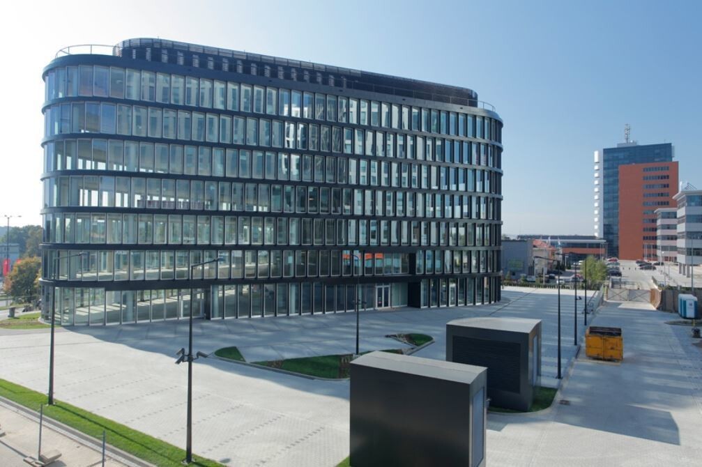 biuro-do-wynajecia-malopolskie-krakow-krakow-srodmiescie-quattro-business-park-five-11682244-1 biuro-do-wynajecia-malopolskie-krakow-krakow-srodmiescie-quattro-business-park-five-11682244-1