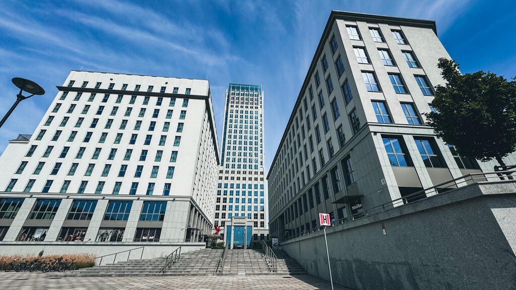 biuro-do-wynajecia-malopolskie-krakow-krakow-srodmiescie-unity-square-one-11178265-1 biuro-do-wynajecia-malopolskie-krakow-krakow-srodmiescie-unity-square-one-11178265-1