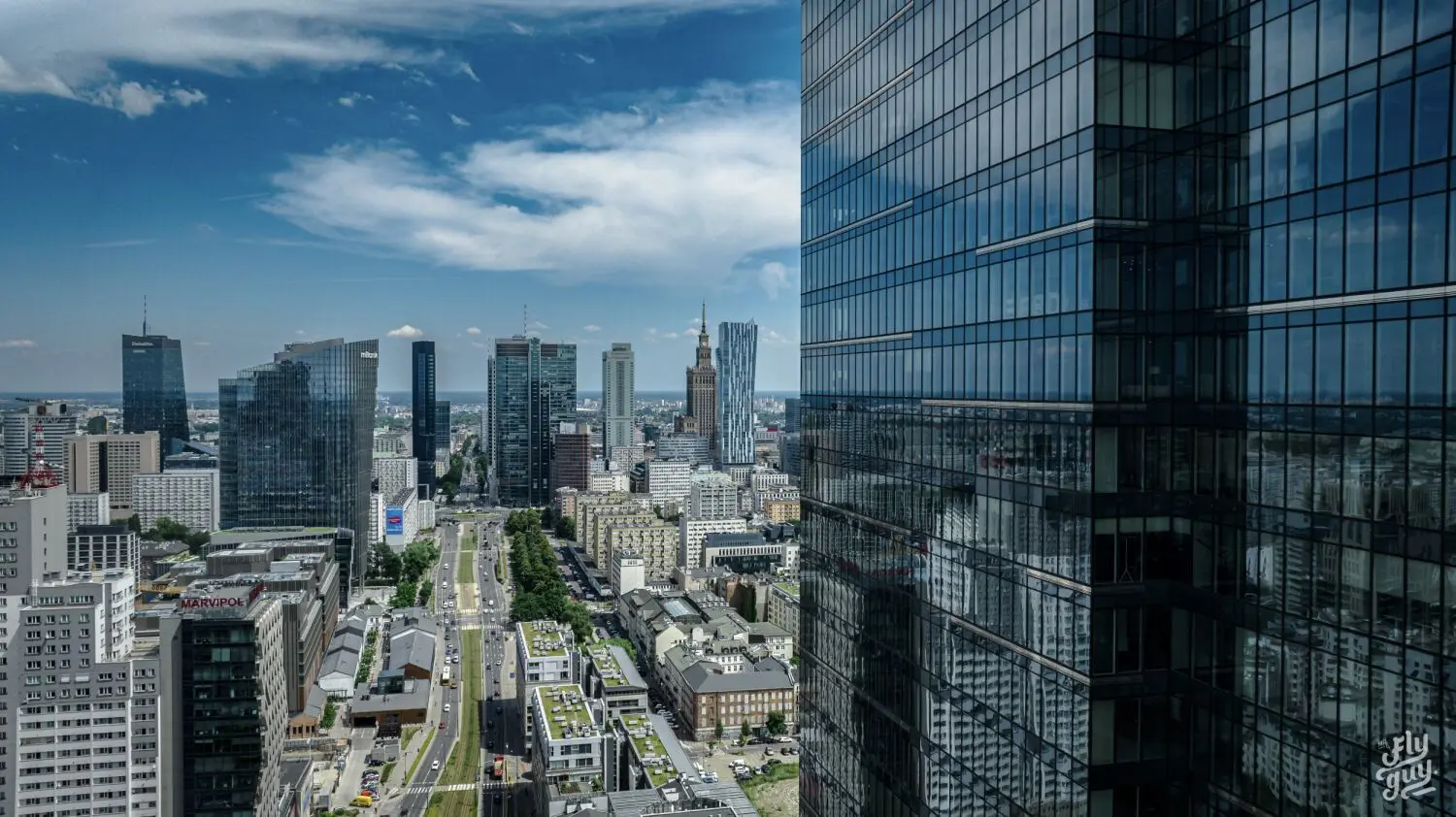 <h1>Poznaj ekspertów rynku nieruchomości komercyjnych</h1>