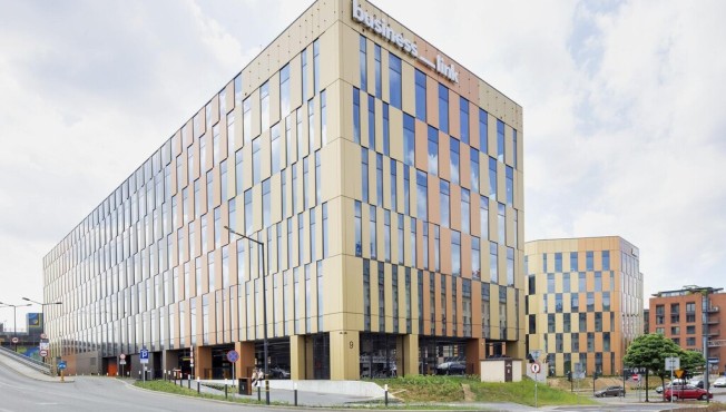 High Five - Budynek 2