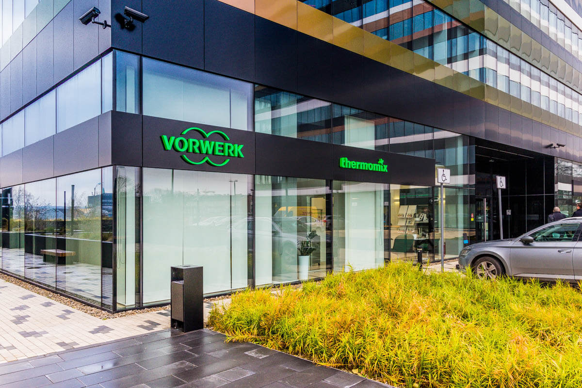 Sieć 26 lokalizacji, jeden standard marki